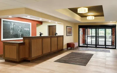 Photo 5 - Hampton Inn West Des Moines Lake Drive