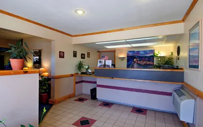 Photo 3 - Americas Best Value Inn Garden City
