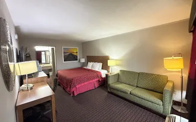 Photo 5 - Days Inn by Wyndham Seymour