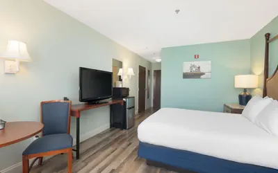 Photo 5 - Fireside Inn & Suites - Belfast