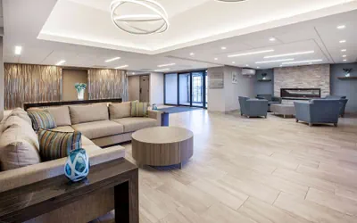 Photo 5 - Wingate by Wyndham Detroit Metro Airport