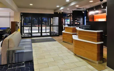 Photo 3 - Courtyard by Marriott Detroit Utica