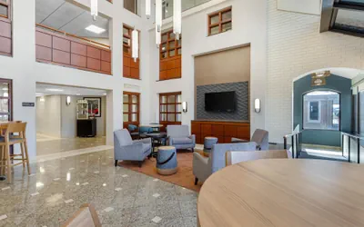 Photo 3 - Drury Inn & Suites Joplin