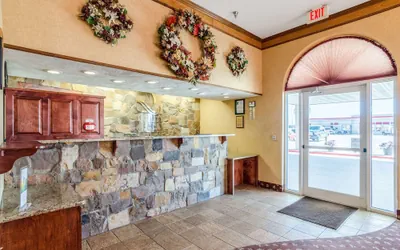 Photo 3 - Quality Inn Alliance