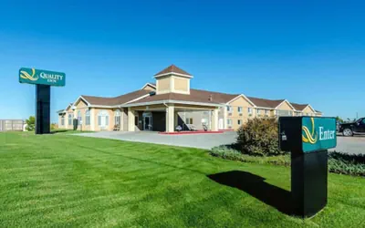Photo 2 - Quality Inn Alliance