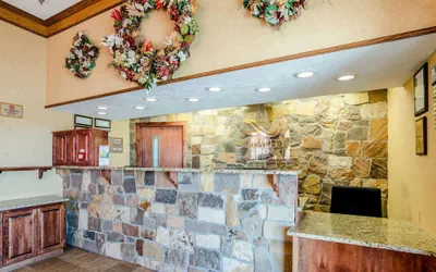 Photo 5 - Quality Inn Alliance