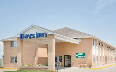 Photo 2 - Days Inn by Wyndham Lexington NE