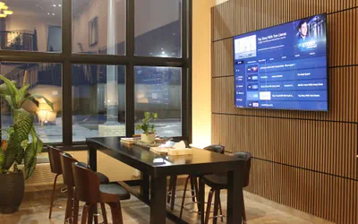 Photo 5 - Alliance Hotel & Suites, a Howard Johnson by Wyndham
