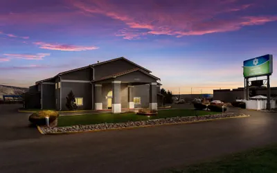 Photo 2 - SureStay Hotel by Best Western Grants