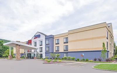 Photo 2 - Fairfield Inn Marriott Corning