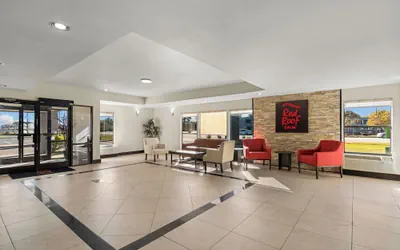 Photo 5 - Red Roof Inn Washington, NC
