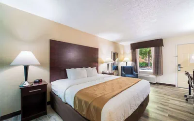 Photo 2 - Quality Inn & Suites Rockingham