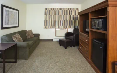Photo 4 - Fargo Inn and Suites