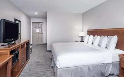 Photo 5 - Country Inn & Suites by Radisson, Maumee - Toledo