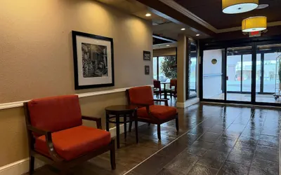 Photo 4 - Comfort Inn Oxford - University Area