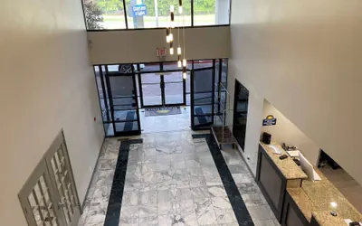 Photo 2 - Days Inn & Suites by Wyndham Tahlequah