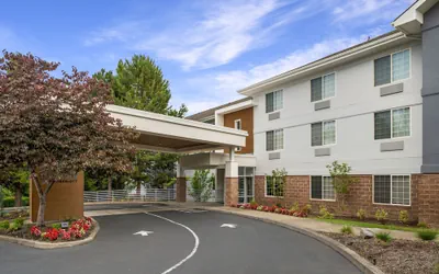 Photo 2 - Fairfield Inn & Suites by Marriott Beaverton