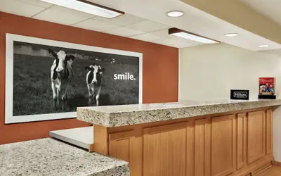 Photo 5 - Hampton Inn Shawnee