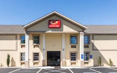 Photo 2 - Econo Lodge Harrisburg - Southwest of Hershey Area