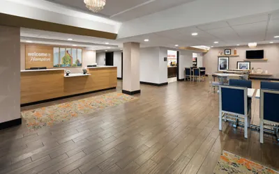 Photo 3 - Hampton Inn Gettysburg