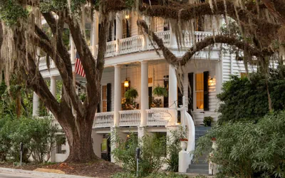 Photo 2 - Rhett House Inn