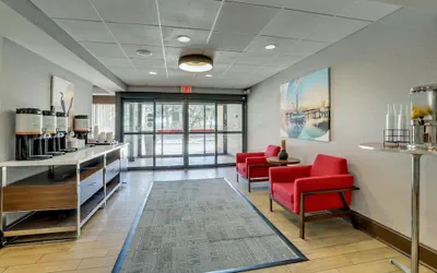 Photo 4 - Hampton Inn Beaufort