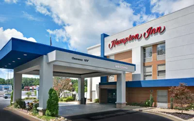 Photo 2 - Hampton Inn Greenwood