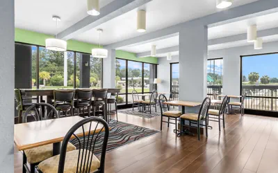 Photo 3 - Quality Inn Walterboro I-95