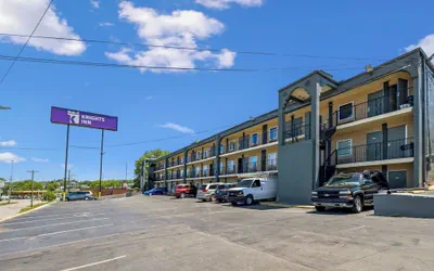 Knights Inn Antioch