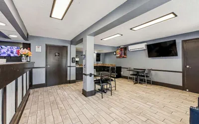 Photo 5 - Knights Inn Antioch