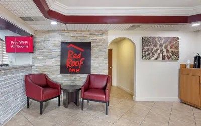 Photo 4 - Red Roof Inn Nashville - Franklin