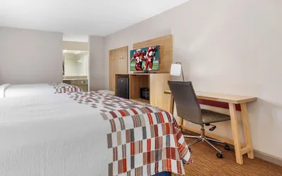 Photo 5 - Red Roof Inn Nashville - Franklin