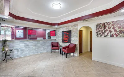 Photo 3 - Red Roof Inn Nashville - Franklin