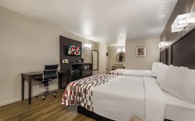 Photo 5 - Red Roof Inn Crossville