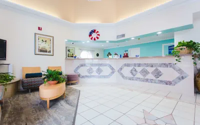 Photo 4 - Best Western Pearland Inn