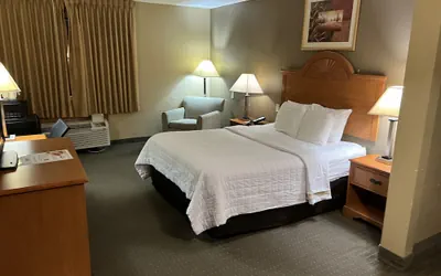 Photo 5 - Americas Best Value Inn Pharr