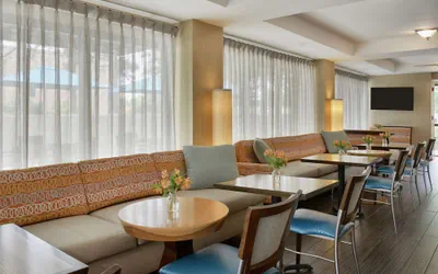 Photo 5 - Hampton Inn Collierville
