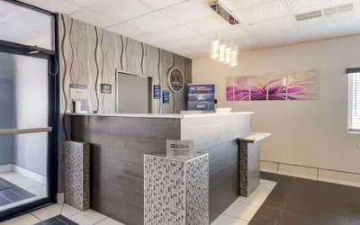 Photo 4 - Best Western Santa Fe