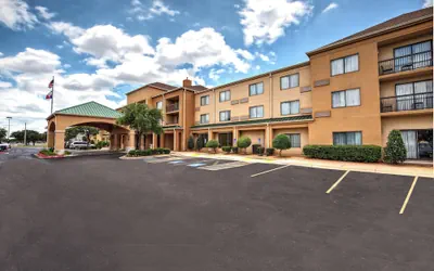 Photo 2 - Courtyard by Marriott Abilene Southwest/Abilene Mall South
