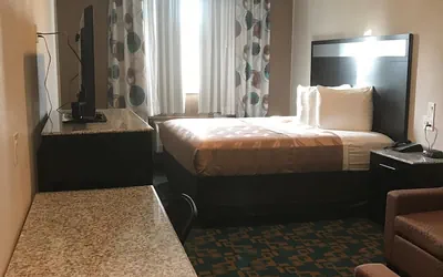 Photo 5 - SureStay Hotel by Best Western Brownsville