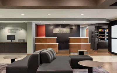Photo 4 - Courtyard by Marriott Lubbock