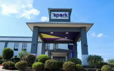 Photo 2 - Spark by Hilton Terrell