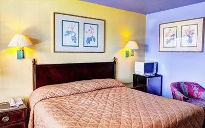 Photo 3 - Nites Inn