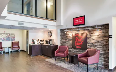 Photo 4 - Red Roof Inn Laredo
