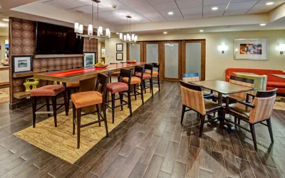 Photo 5 - Hampton Inn Houston Baytown