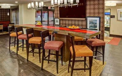 Photo 3 - Hampton Inn Houston Baytown