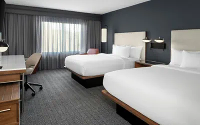 Photo 3 - Courtyard by Marriott Chesapeake
