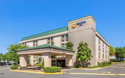 Photo 2 - Comfort Inn Quantico