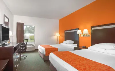 Photo 5 - Howard Johnson by Wyndham Beckley