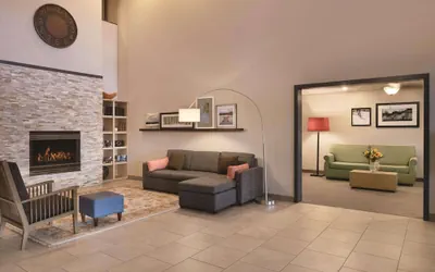 Photo 3 - Country Inn & Suites by Radisson, Germantown, WI